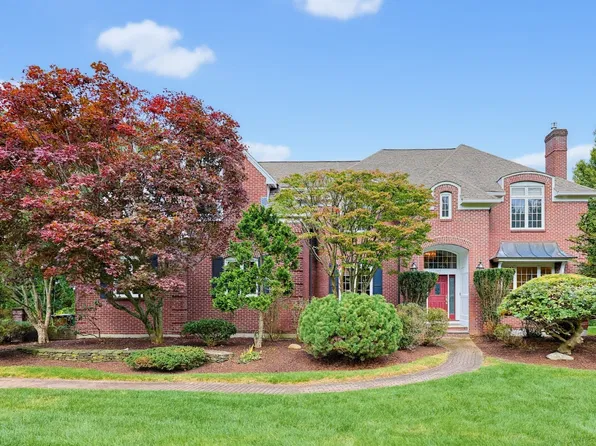 22 Codman Dr, Sudbury, MA 01776