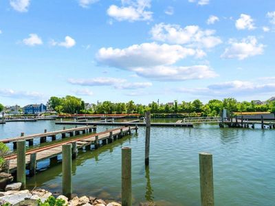 8223 Secluded Cove Ln, Baltimore, MD, 21222
