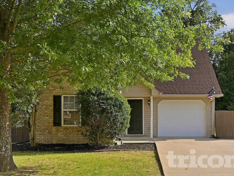141 Sara Cir