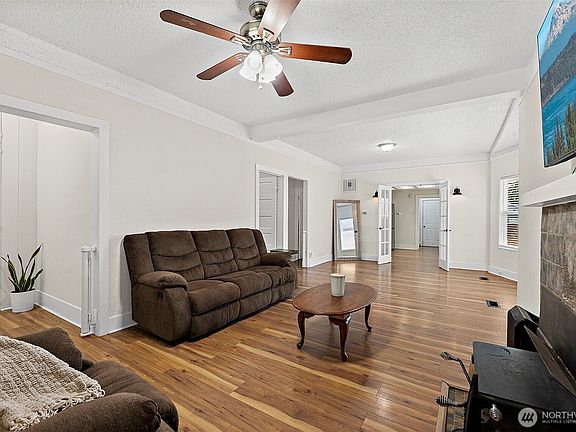 5th image of 5419 S Oakes Street