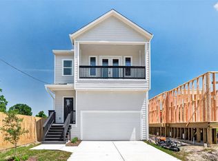 1425 E 31st St, Houston, TX 77022