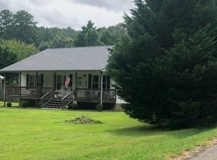 19 Davis Rd, Chickamauga, GA 30707