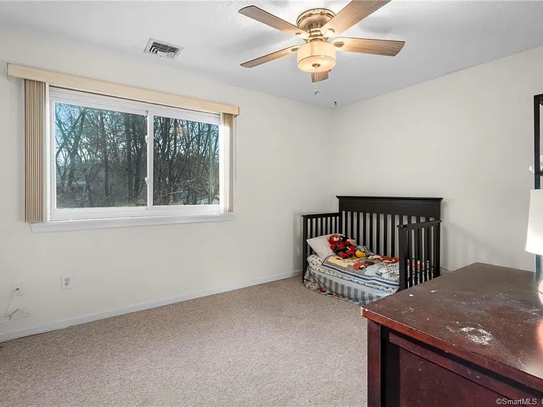 360 W Spring St #A7 — Photo 21