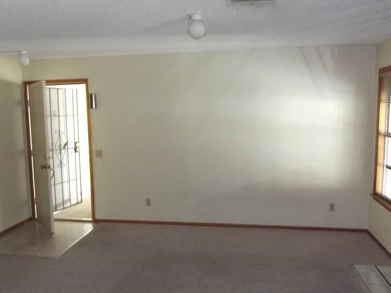 6663 W Tropicana Ave #202 — Photo 2