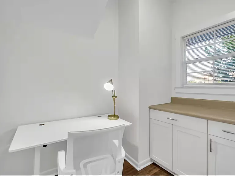 203 Worley St — Photo 31