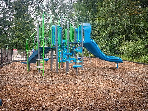 5th image of 3517 Crystal River St SW #103
