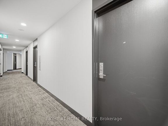 4th image of 51 E Liberty St #503