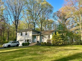 2474 Ridge St, Yorktown Heights, NY 10598