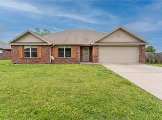 531 Buffalo Ln, Springdale, AR 72764