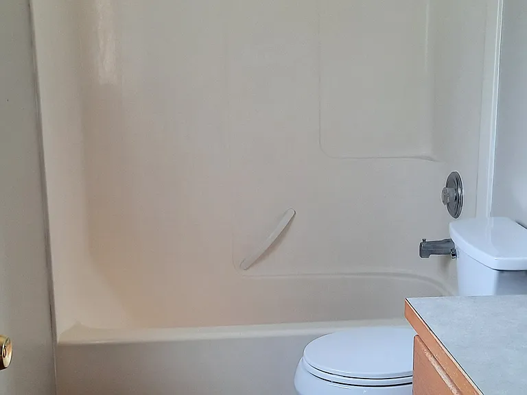 230 Raymond St — Photo 16