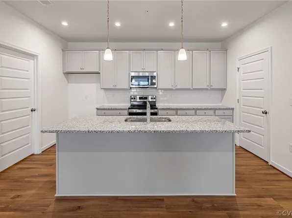 3917 Maze Runner Dr, Midlothian, VA 23112