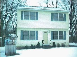 1 Geraldine Pl, Schenectady, NY 12309