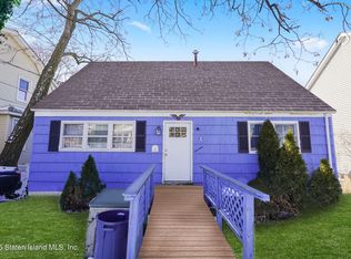14 Bayard St, Staten Island, NY