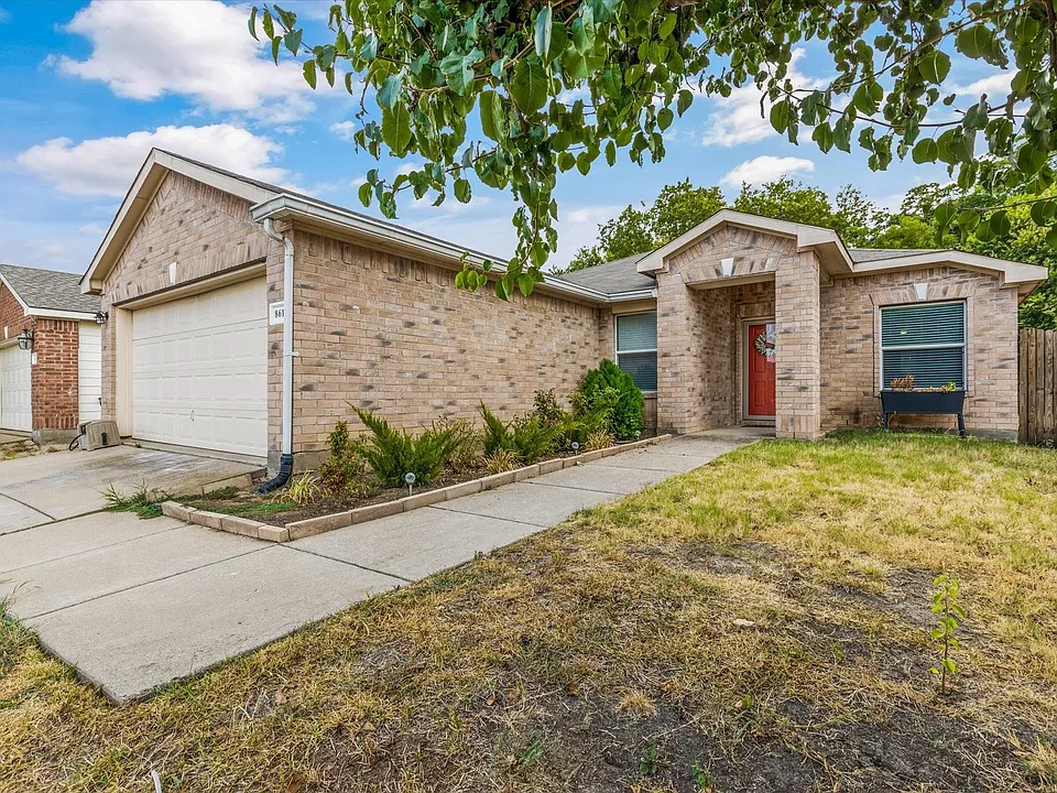 8610 Mountain Bluff Ln