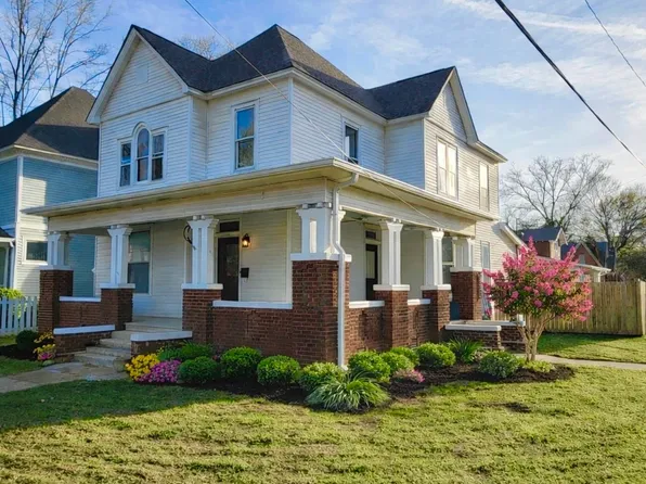 517 Wood Ave, Florence, AL 35630