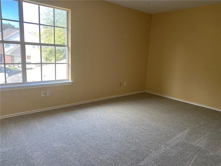 9609 Nightjar Dr #B — Photo 7