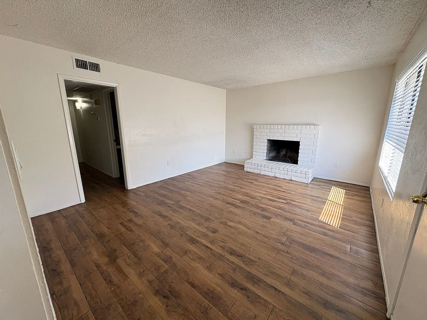 M13- 2820 N. Halfmoon Dr. — Photo 2