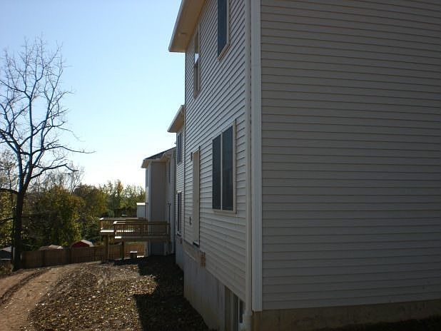 2nd image of 1034 4th Ave