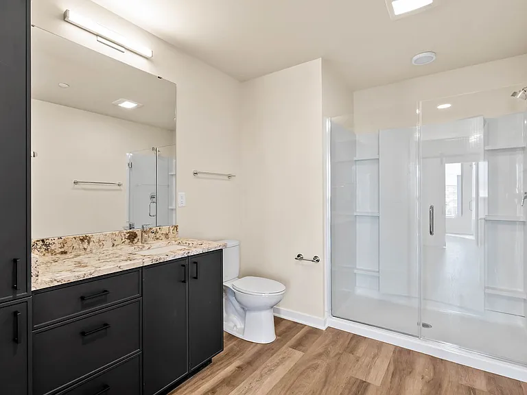600 W Freshwater Way #101 — Photo 4