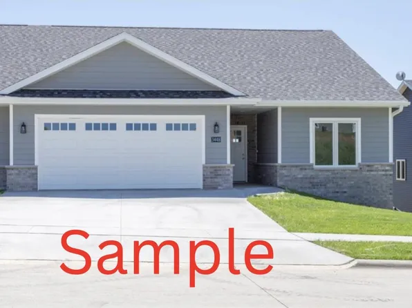 3492 Wagon Wheel Ln, Dubuque, IA 52002