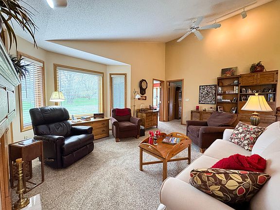 4th image of 2208 Arrowwood Ct