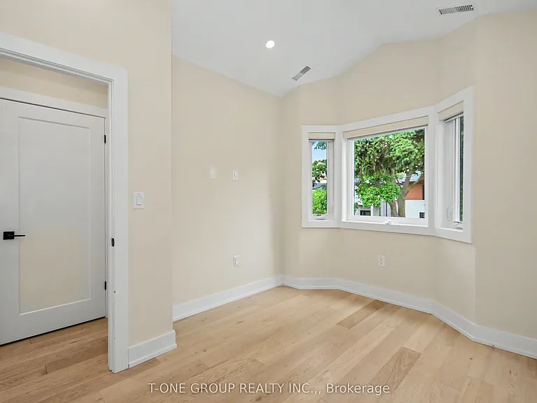 77 Wiley Ave — Photo 18