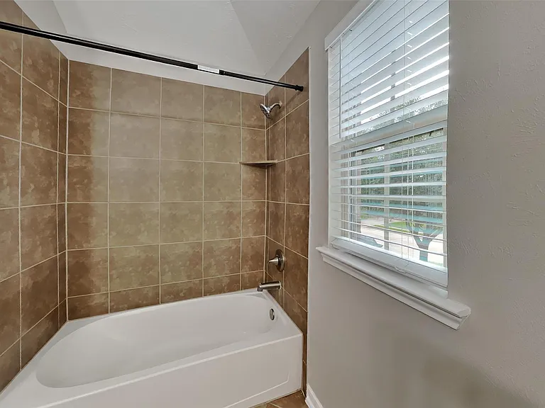 20630 Sage Rain Ct — Photo 15