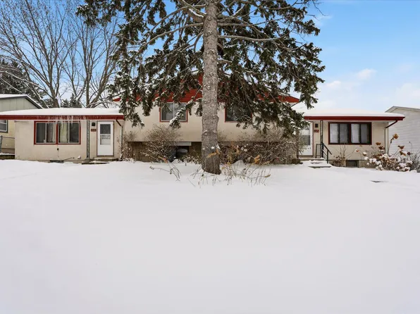 1574 Pacific St, Saint Paul, MN 55106