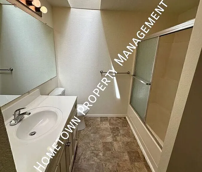 717 Lucerne Ln SE — Photo 13