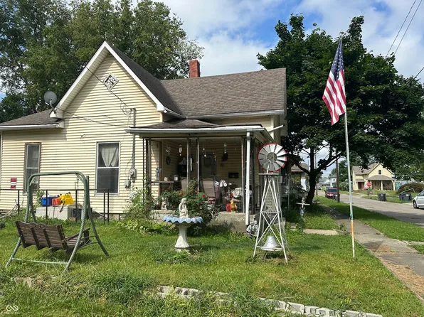 415 E 15th St, Anderson, IN 46016