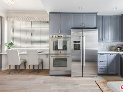 2337 Fox Hills Dr APT 101, Los Angeles, CA, 90064