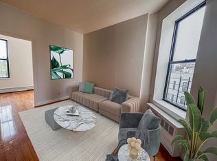 229 Henry St APT 21, New York, NY 10002