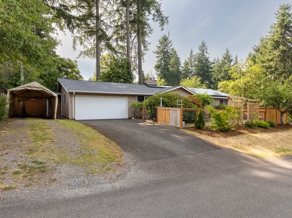 124 Crestwood Dr SW, Lakewood, WA 98498