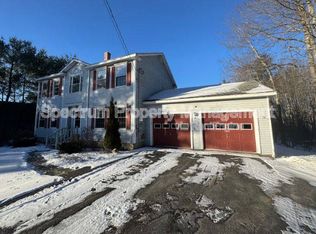 10 Bonnie Ave, Oakland, ME 04963