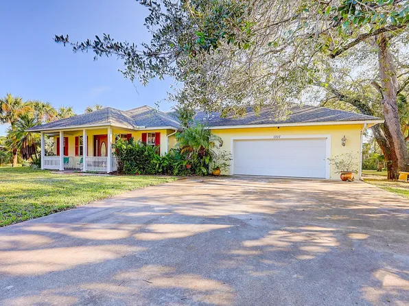 1707 SW Leafy Road, Port St Lucie, FL 34953