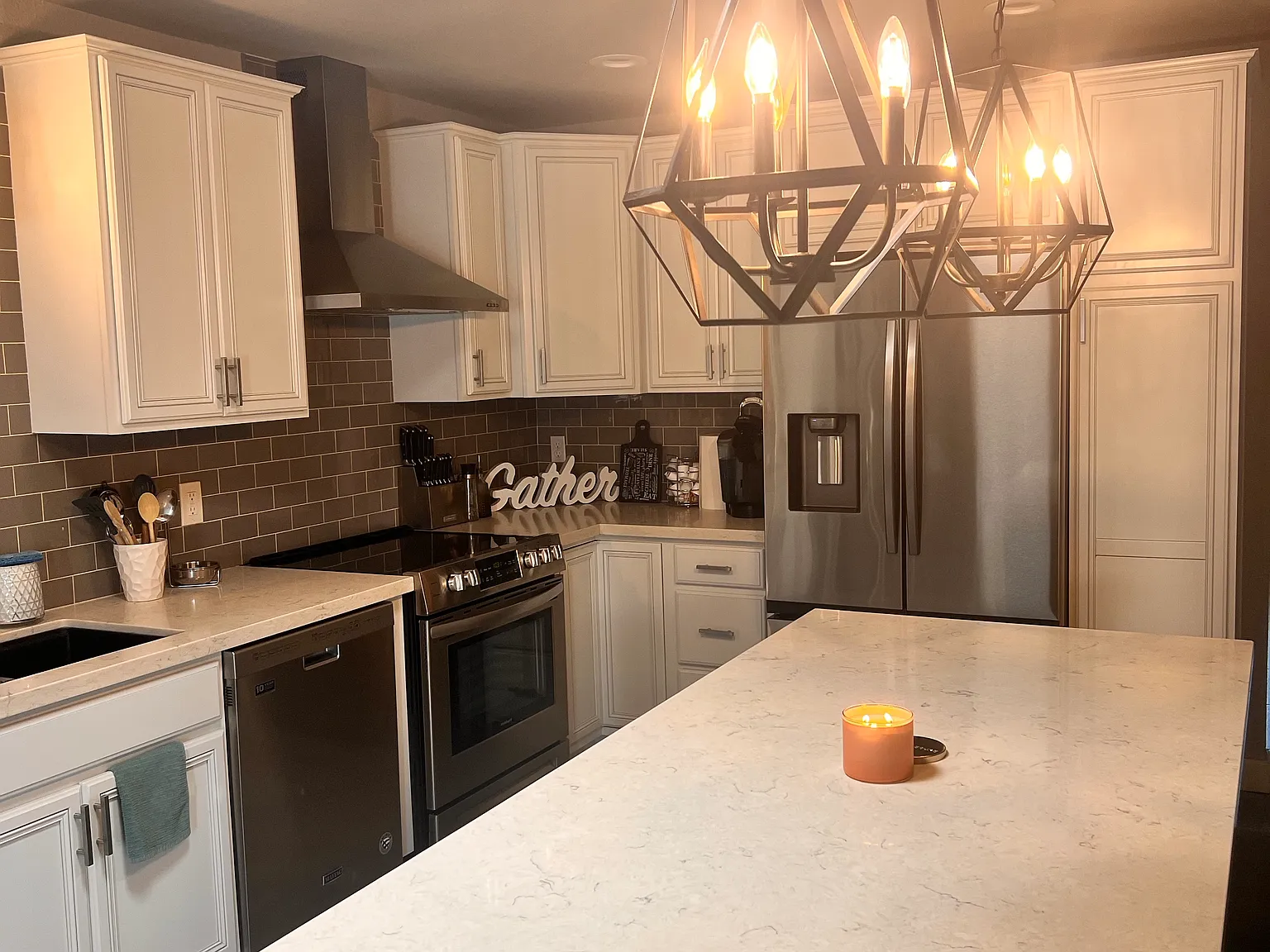 3 bed, 2.5 bath, 1780 sqft, $3,200 — Photo 3