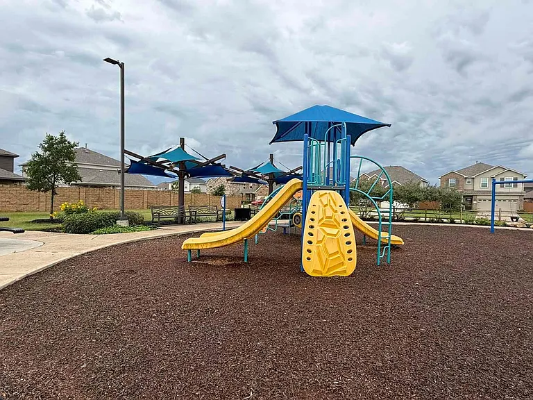 2429 Abbot Brook Dr — Photo 41