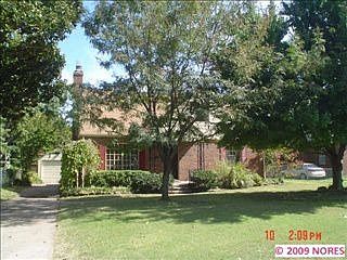 5th image of 1147 S Marion Ave