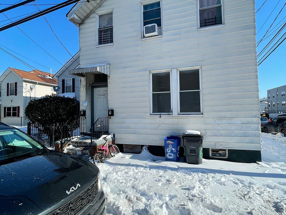 1st image of 60 Holland St #1