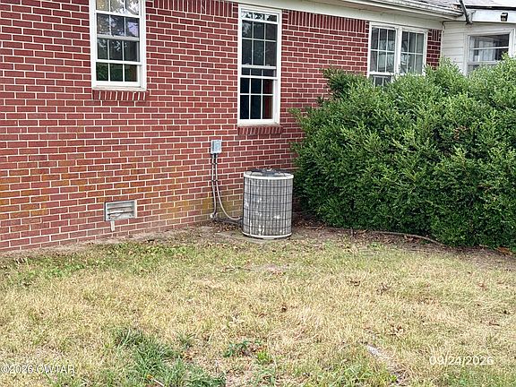 5th image of 875 Glendale Rd