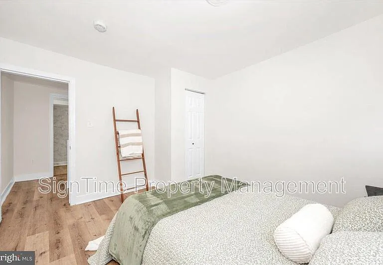 138 E South St — Photo 14