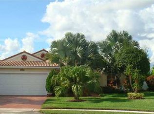 18489 NW 23rd Pl, Pembroke Pines, FL 33029