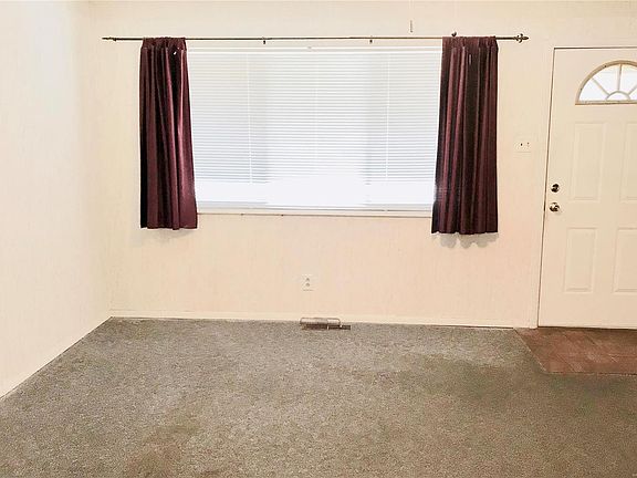 3rd image of 2659 Bruno Ave