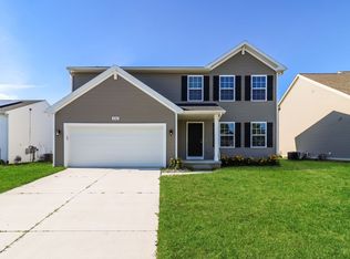 2142 Farm Valley Dr, Adrian, MI 49221