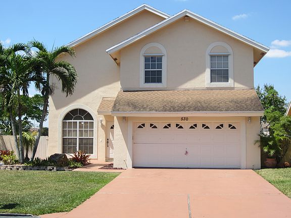 5th image of 530 NW 207th Ter