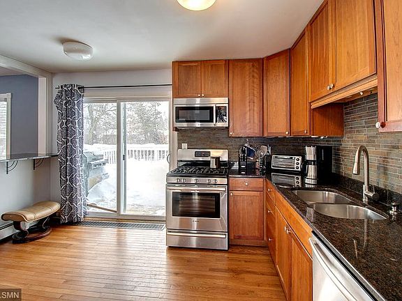 5th image of 1217 Nevada St