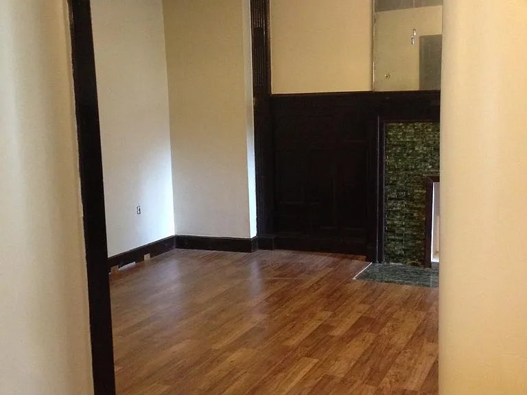 817 N Negley Ave #1 — Photo 4