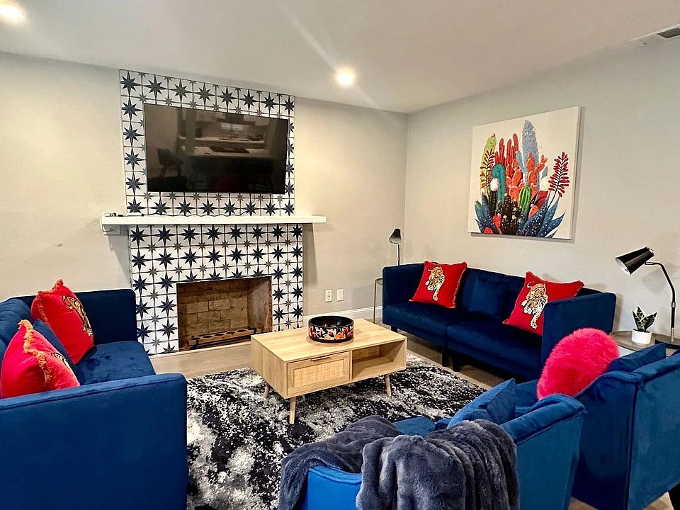 1st image of 604 Potomac Ave #2