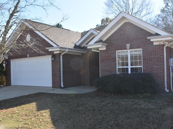 25 Ashton Ln, Sylacauga, AL 35150