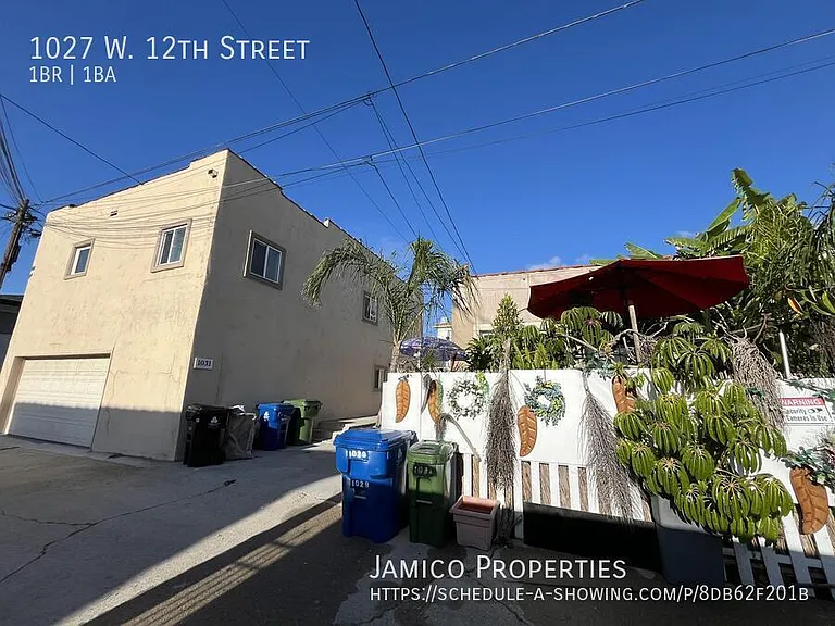 1027 W 12th St — Photo 5